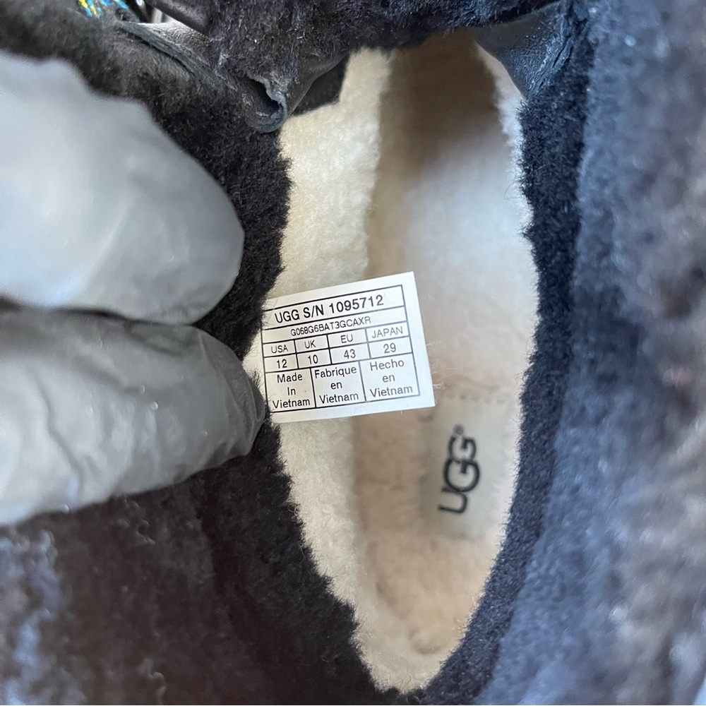 UGG AUSTRALIA Birch Lace-up Waterproof Winter Boots - Picture 10 of 10